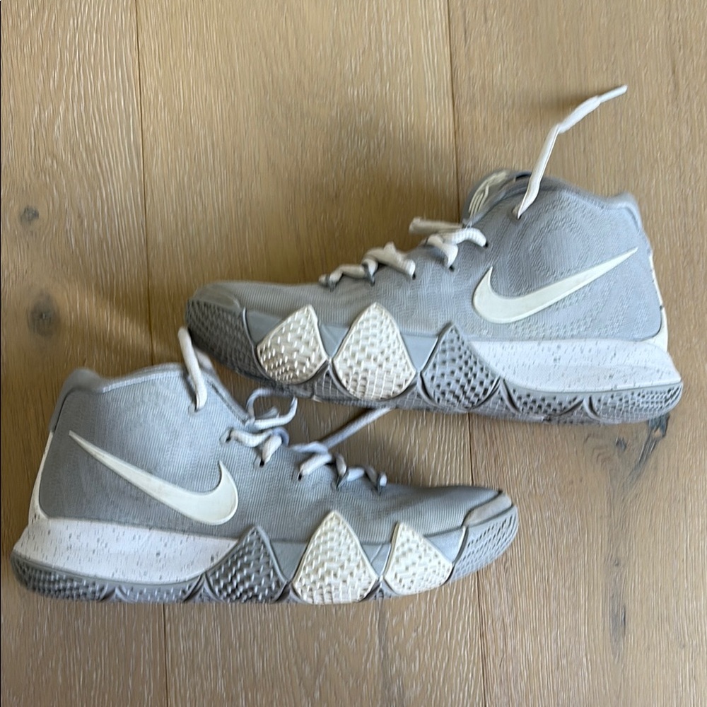 Nike Kyrie 4 Wolf Grey